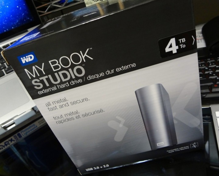 my-book-studio-wdbcpz0040hal-1DSC00046