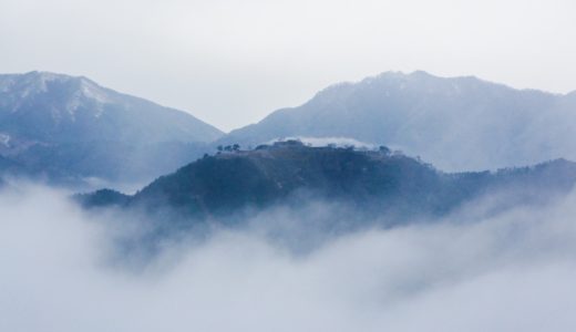 日本のマチュピチュ！雲海に浮かぶ天空の城『竹田城跡』。立雲峡から見た景色がまさに絶景！