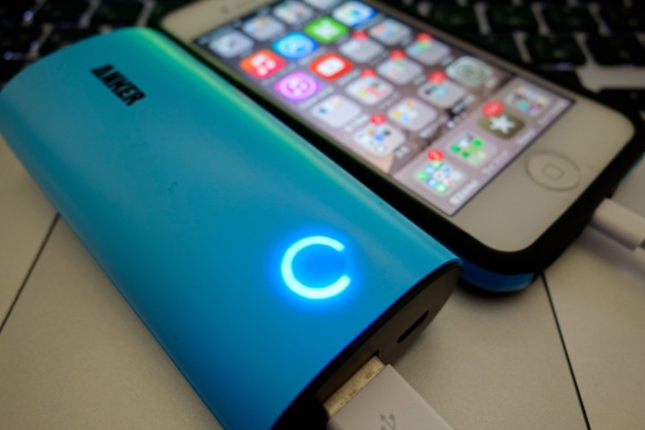 anker-2nd-gen-astro-6400mah-external-battery-RX100-_DSC8364