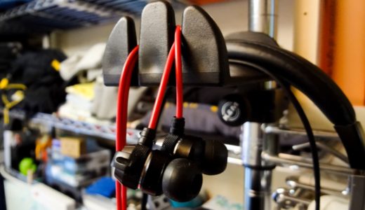 メタルラックと相性抜群のヘッドホンスタンド！機能的でスペースを有効活用できます。