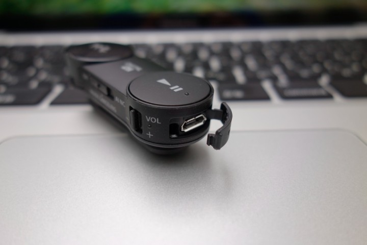 sony-mdr-nwbt20n-RX100-_DSC8610