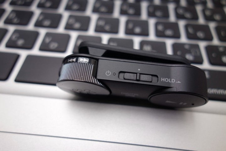 sony-mdr-nwbt20n-RX100-_DSC8615