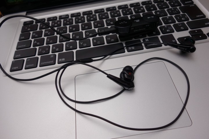 sony-mdr-nwbt20n-RX100-_DSC8629