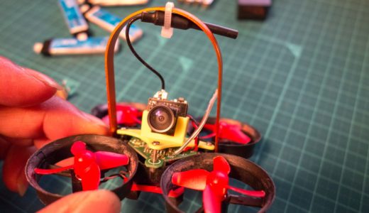 ノイズが入りまくりのFPV用カメラ。5.8GHzアンテナの交換で画像がウソのように鮮明に回復！