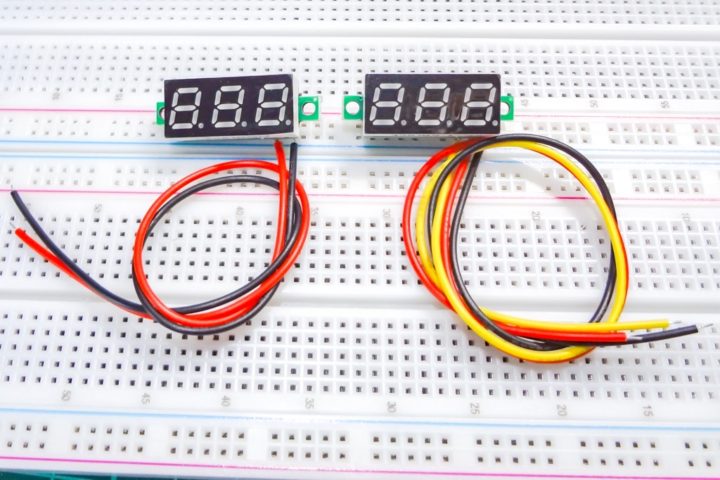 電子工作で便利に使えるミニサイズの簡易デジタル電圧計。2線式・3線式の違いやその使用方法について！ ぶらり＠web走り書き